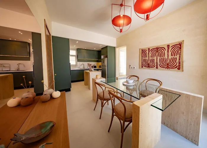 Private Sanctuary: Lux Boho 3br 'art Island'